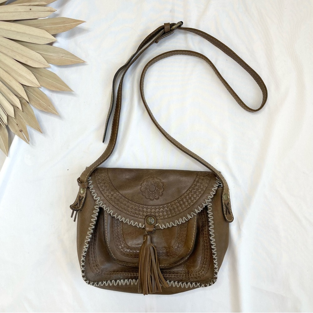 Patricia Nash Beaumont Flap Brown Distressed Leather Tooled Crossbody Purse Bag